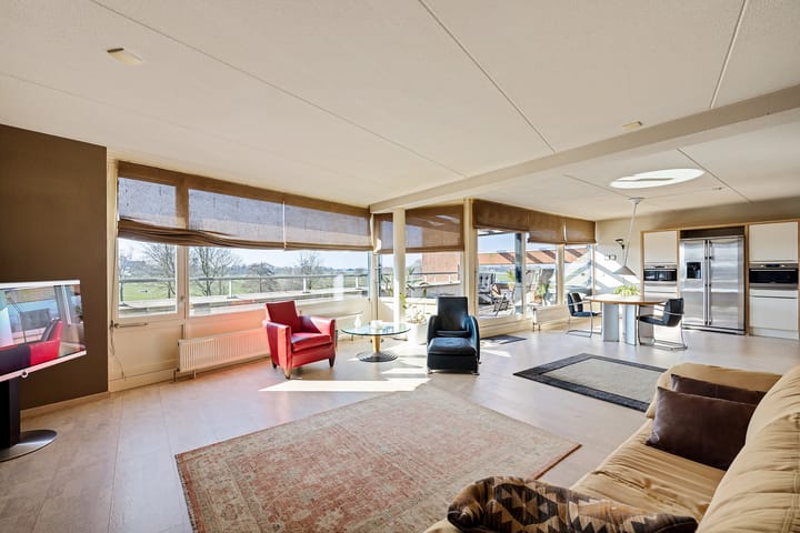 Foto 16 van Kajút 49