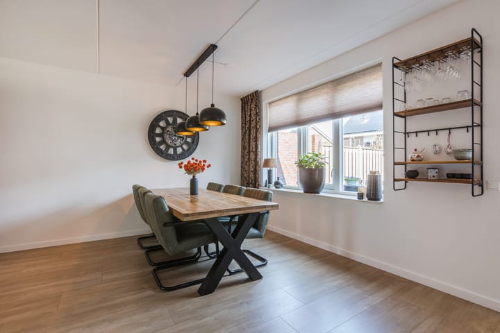 Foto 16 van Spurrie 15