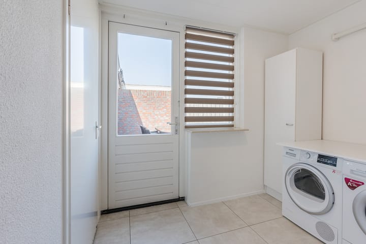 Foto 24 van Spurrie 15