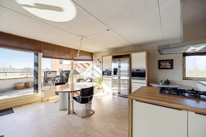 Foto 25 van Kajút 49