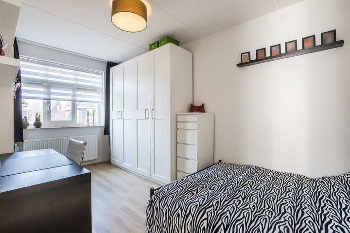 Foto 30 van Spurrie 15