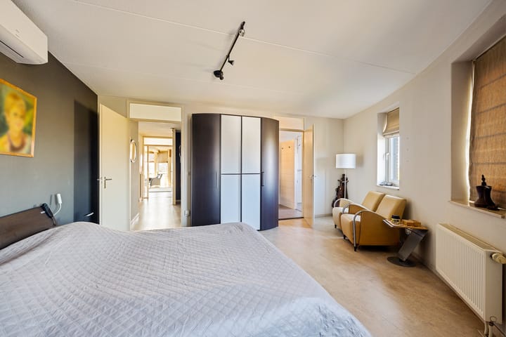 Foto 39 van Kajút 49