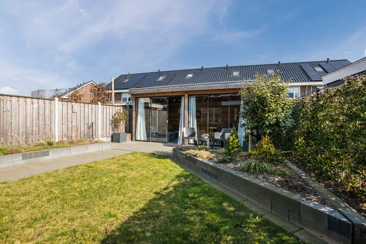 Foto 52 van Spurrie 15