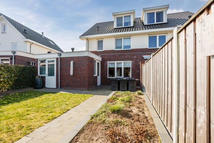 Foto 59 van Spurrie 15