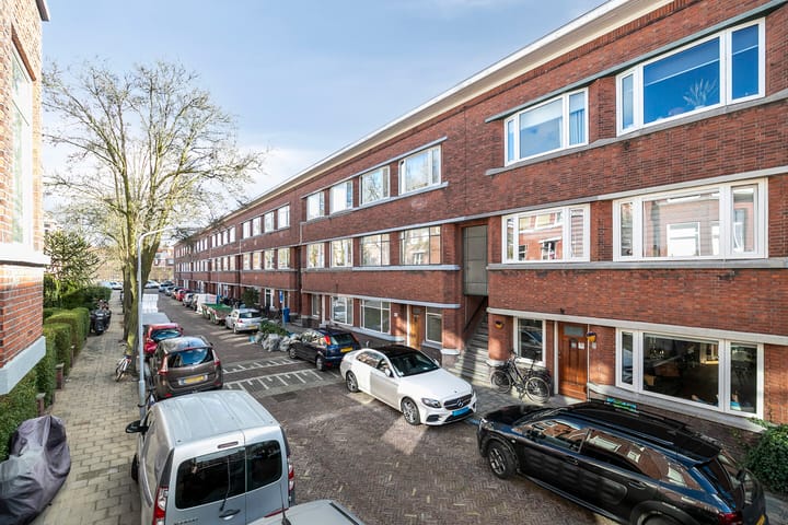 Foto 4 van van Gaesbekestraat 61