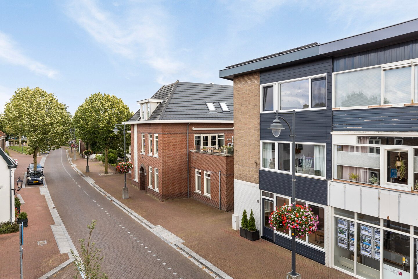 View photo 3 of Dorpsstraat 19