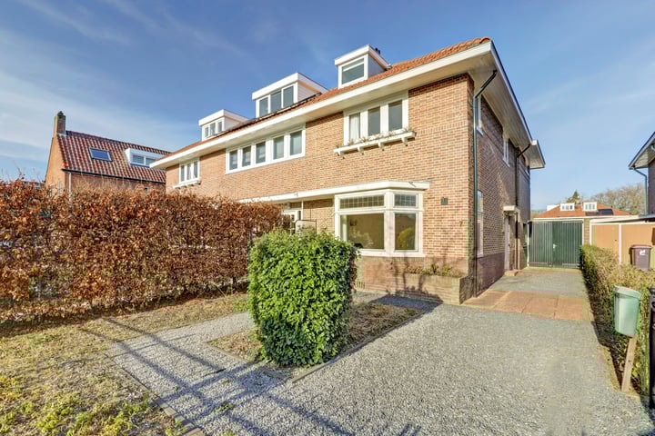 Bekijk foto van Bilderdijklaan 7