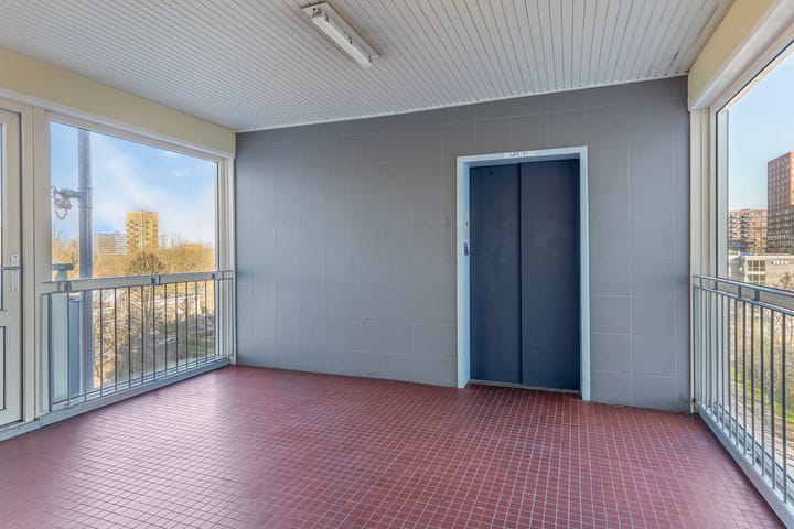 Foto 5 van Menno ter Braaklaan 109