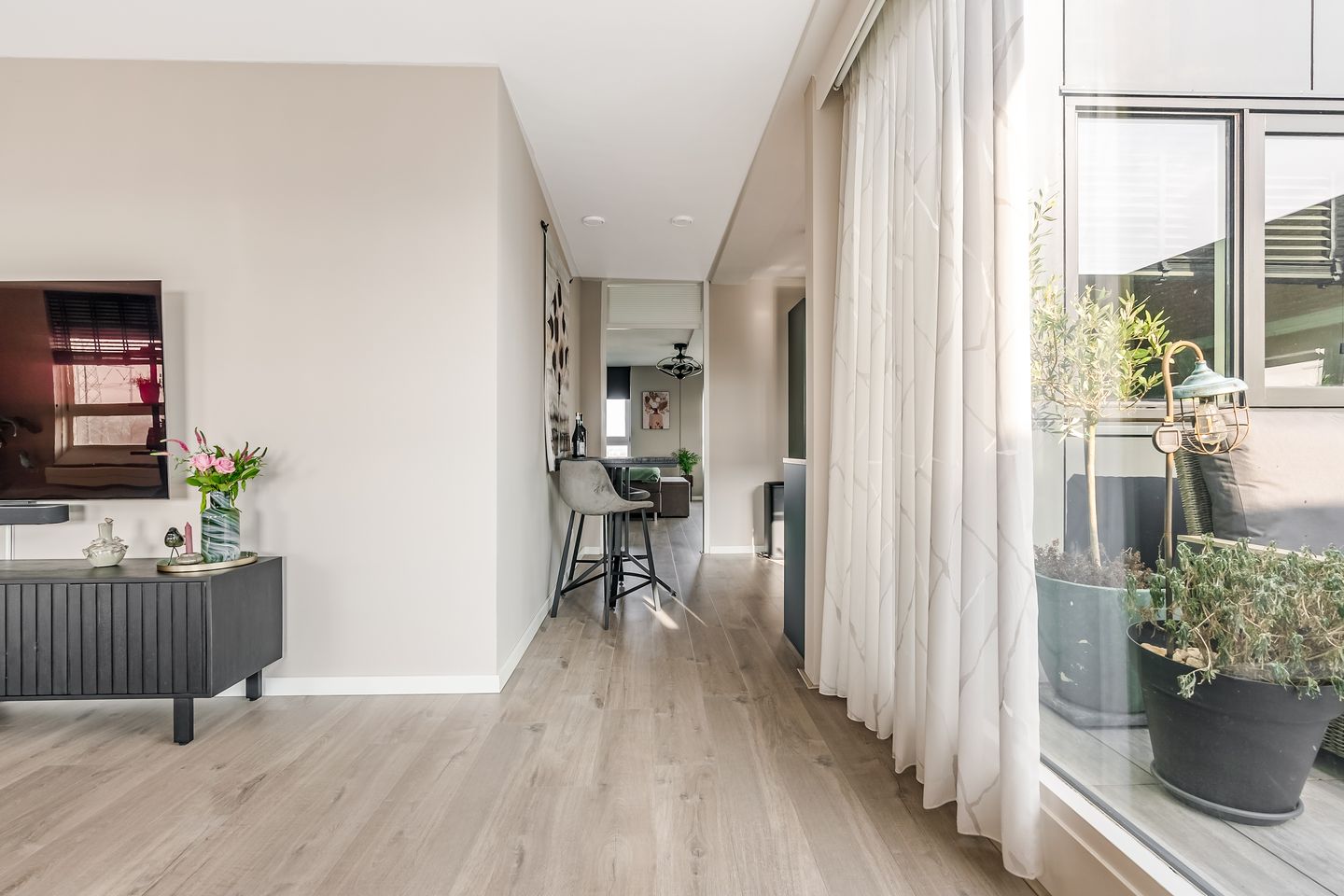 Foto 25 van Puerto Ricostraat 97