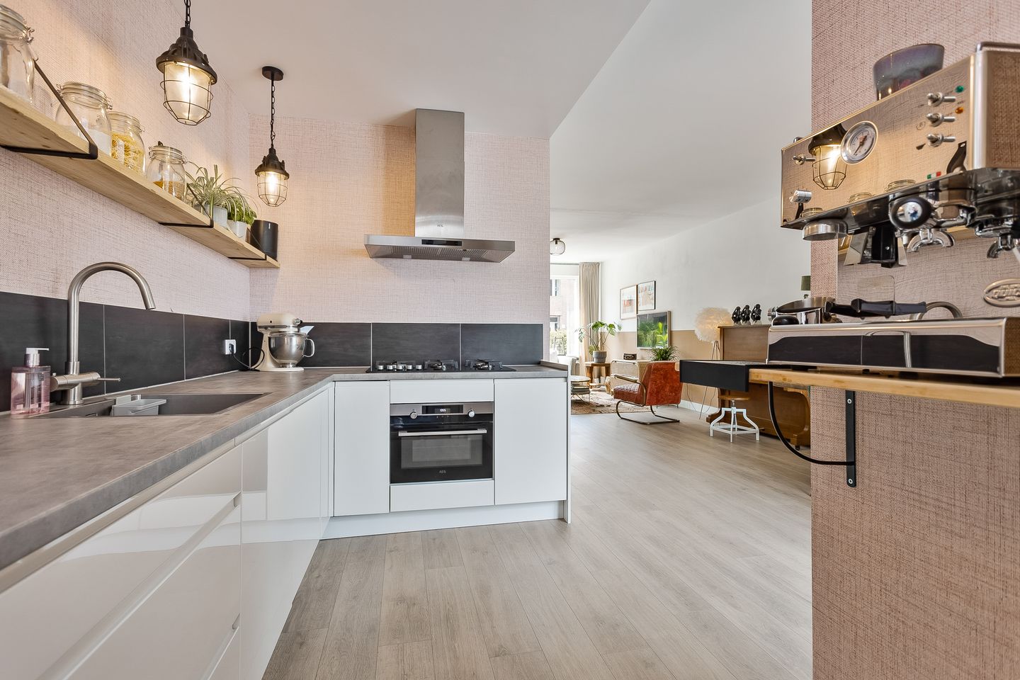 Foto 10 van Roodborststraat 31