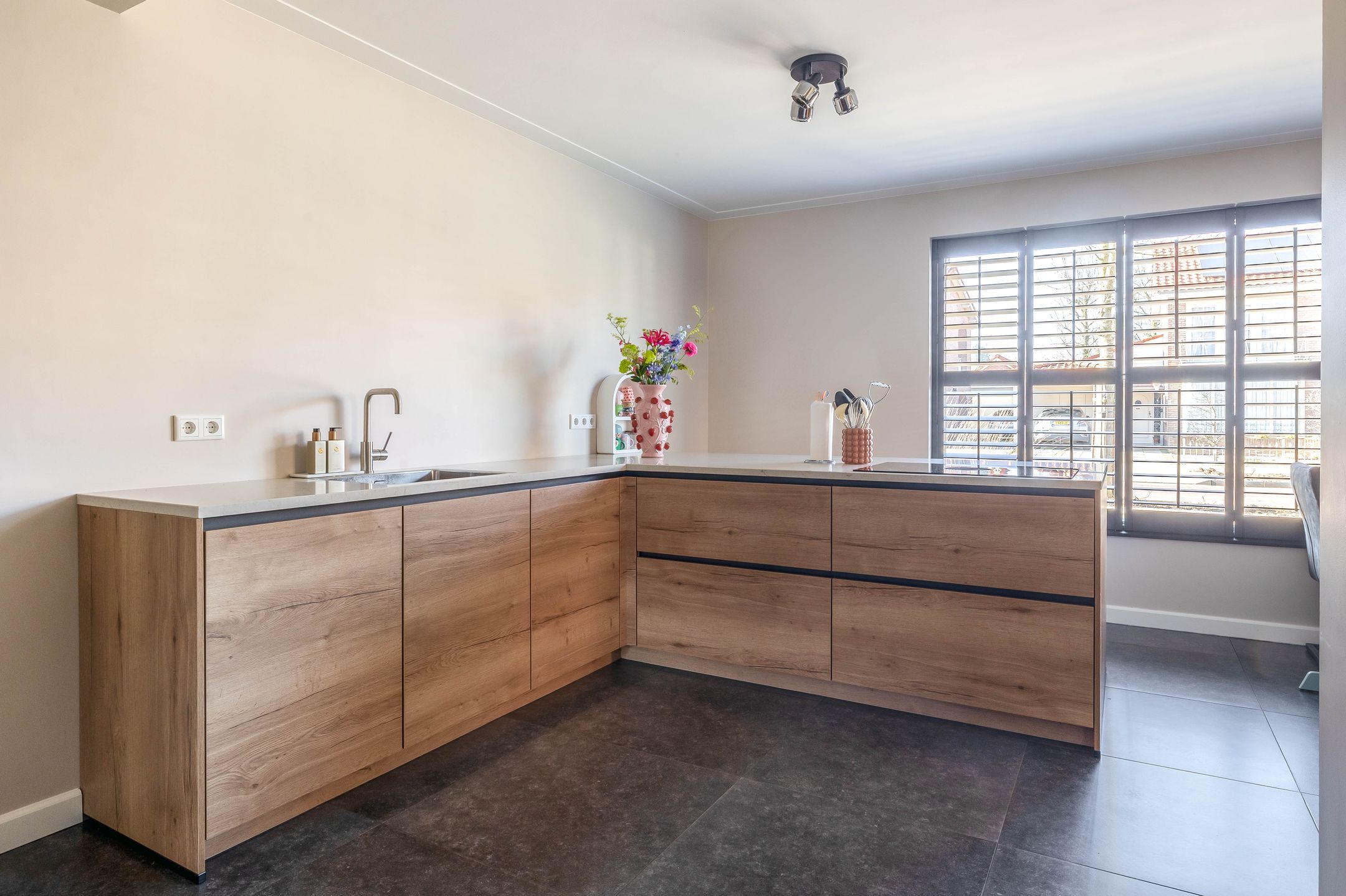 Foto 3 van Deken Franssenstraat 7