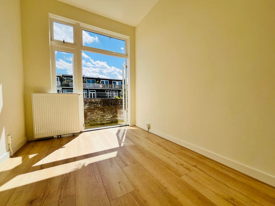 Photo 7 of Mient 340