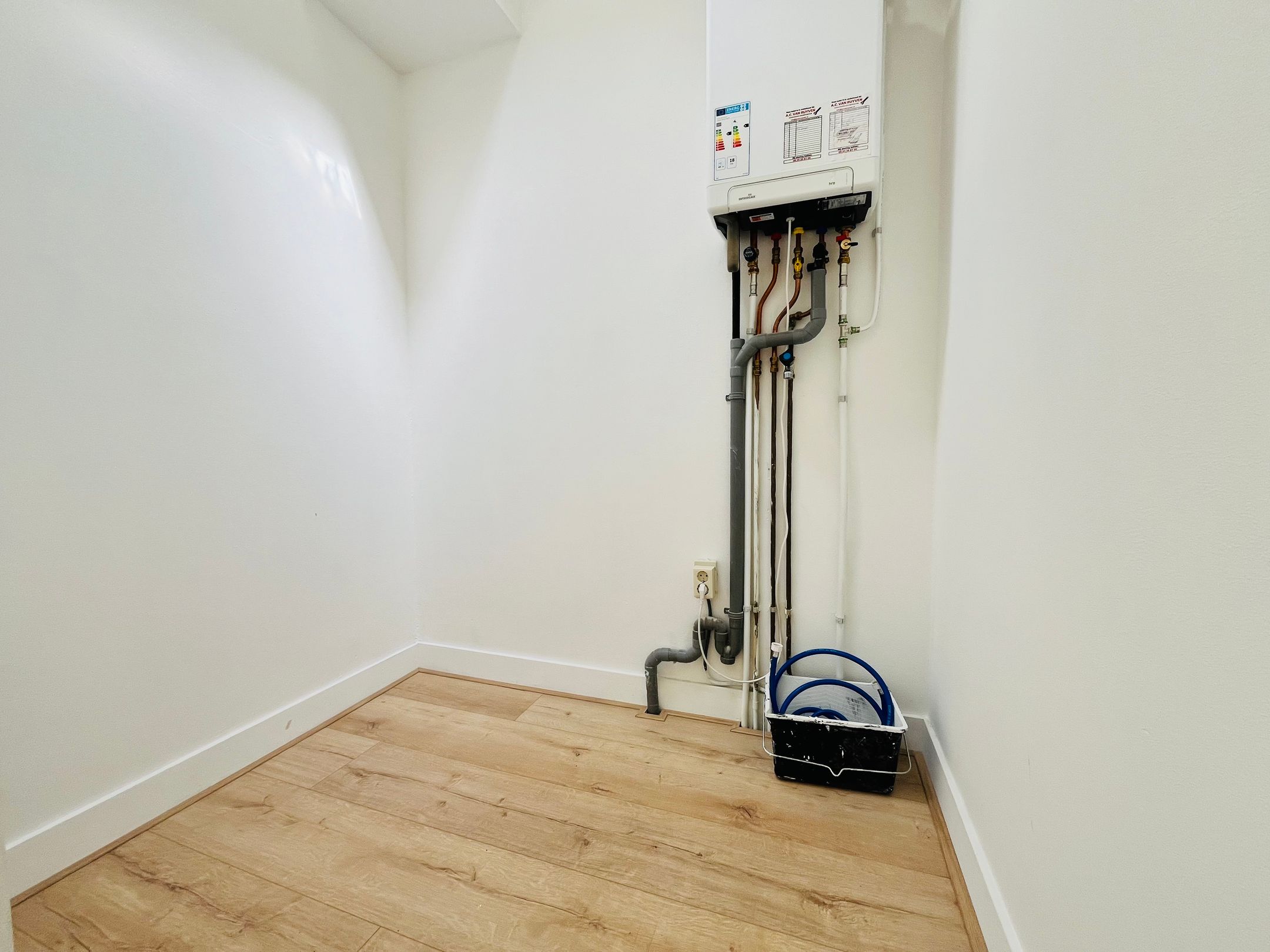 Photo 12 of Mient 340