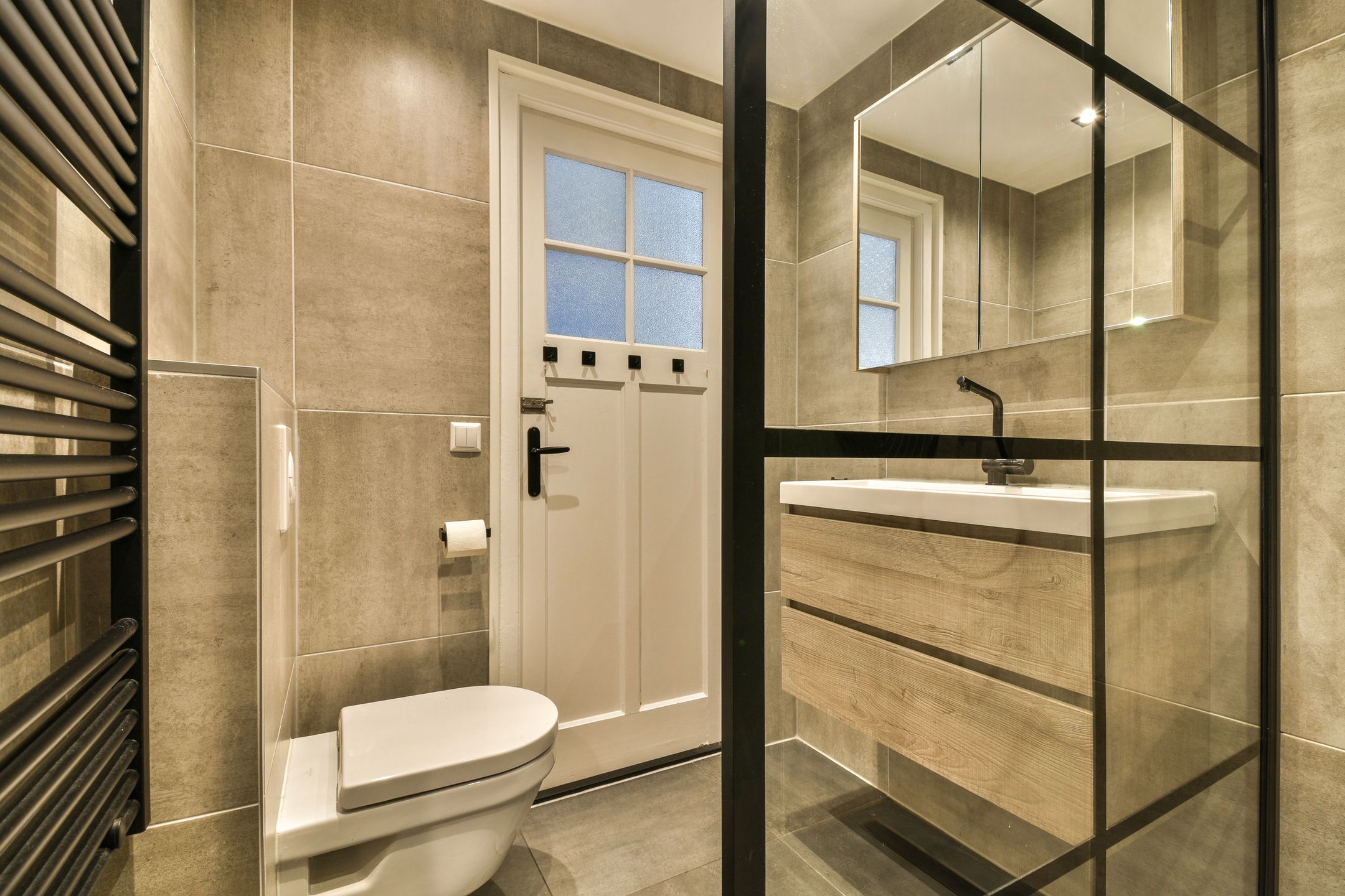 Foto 18 van Van Nideckstraat 33-B