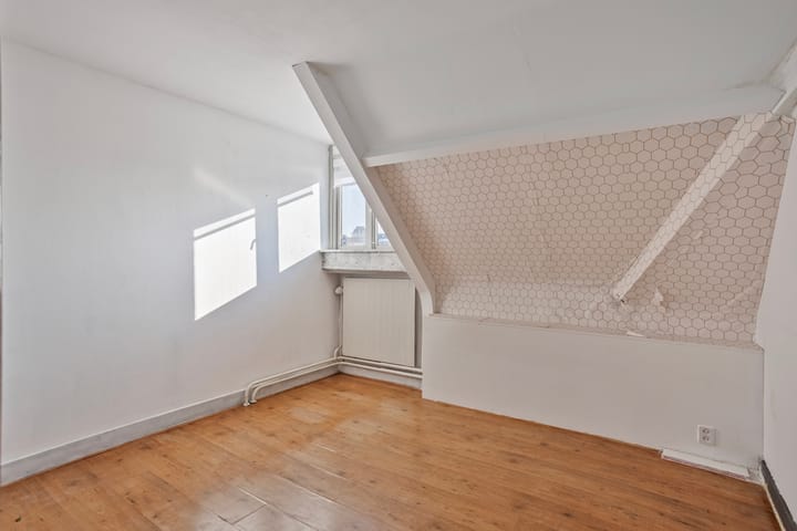 Foto 30 van Hoogeindsestraat 112