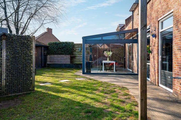 Foto 29 van de Plataan 82