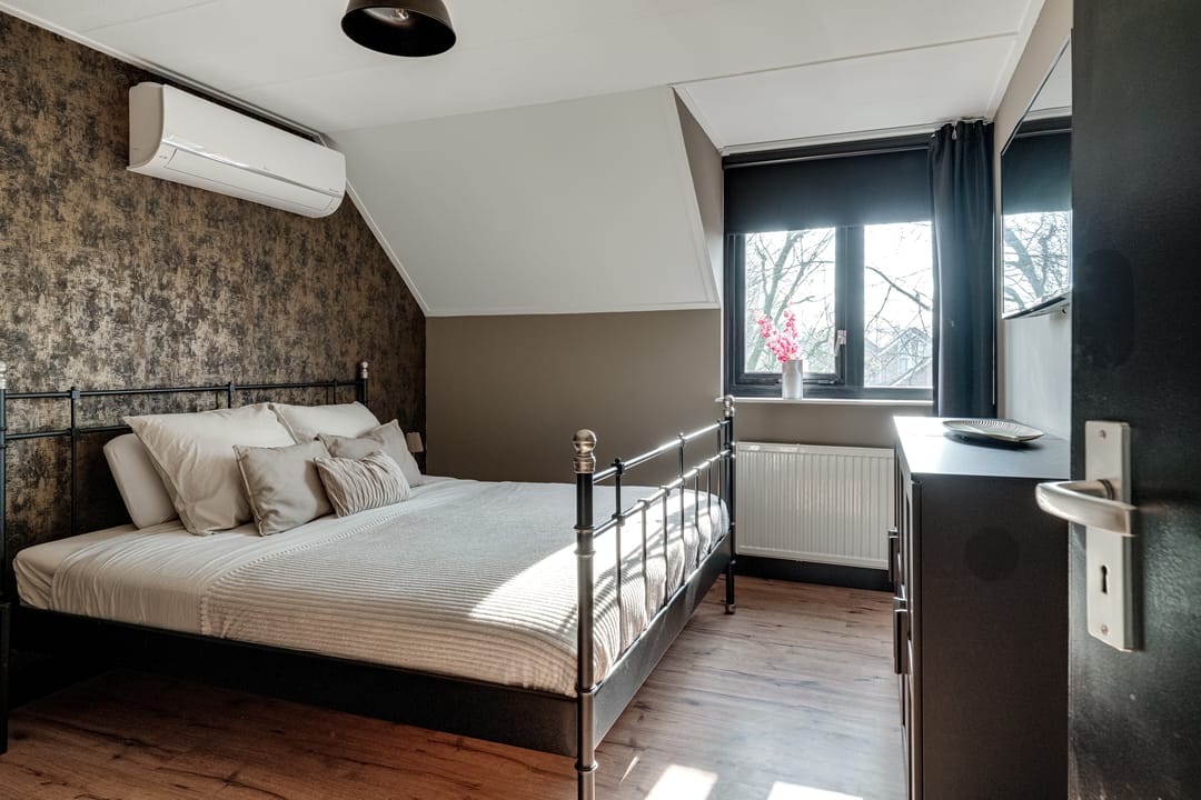 Foto 37 van de Plataan 82