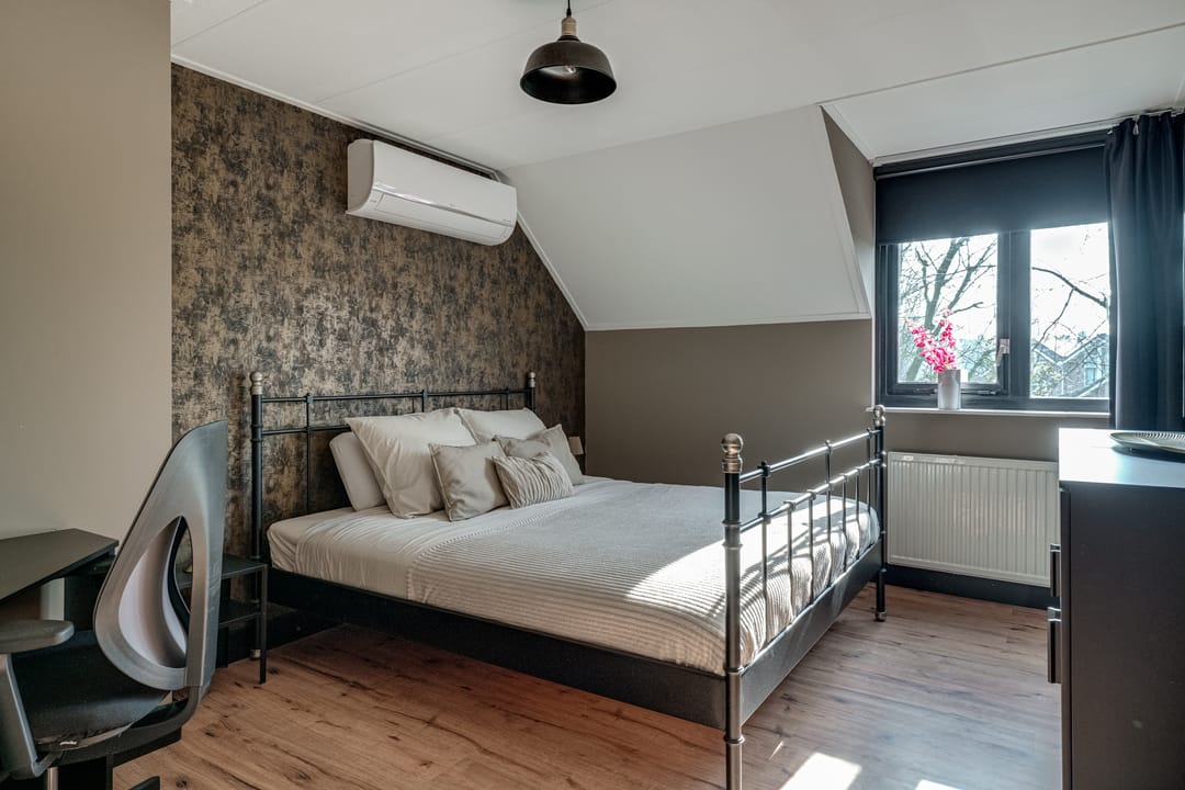 Foto 38 van de Plataan 82