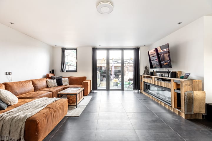 Photo 2 of Van IJsendijkstraat 275