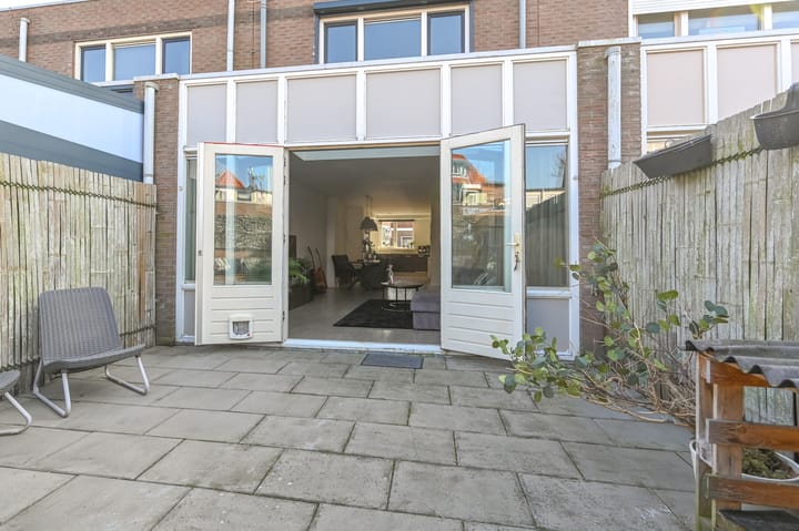 Foto 30 van De Ruyterstraat 158