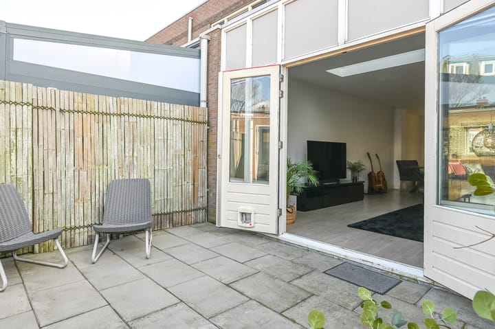 Foto 31 van De Ruyterstraat 158