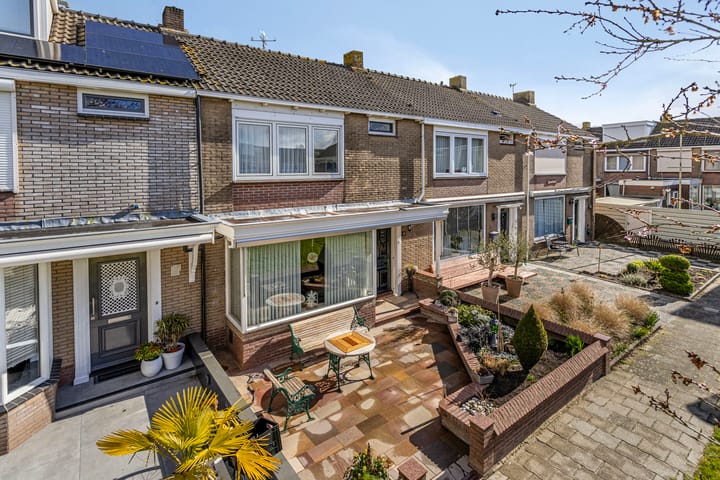 Foto 33 van Schoklandstraat 66