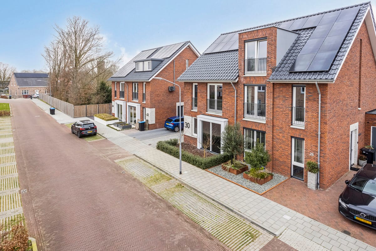 Foto 4 van Blauwborst 30