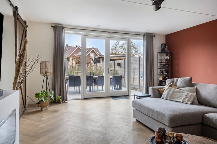 Foto 3 van Blauwborst 30