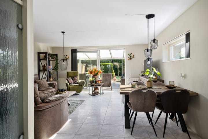 Photo 9 of Van Wassenaer van Obdamstraat 20