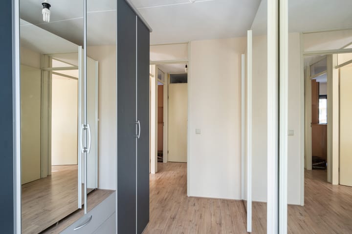 Photo 24 of Van Wassenaer van Obdamstraat 20