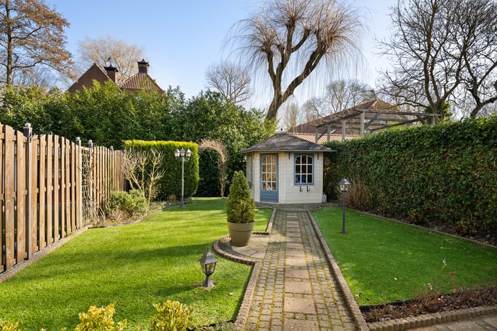 Photo 42 of Van Wassenaer van Obdamstraat 20