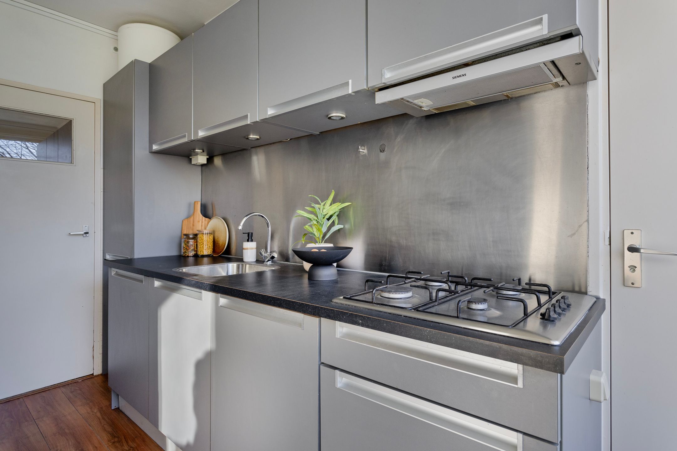 Foto 21 van Veldmaarschalk Montgomerylaan 789