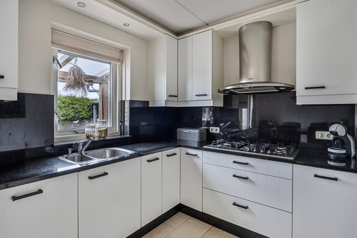 Photo 25 of De Garven 2