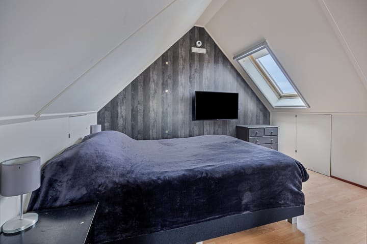 Photo 40 of De Garven 2