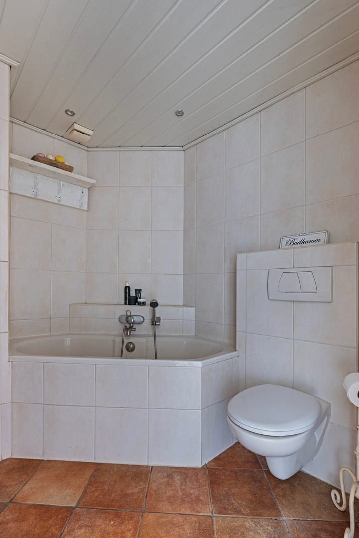 Photo 37 of De Garven 2