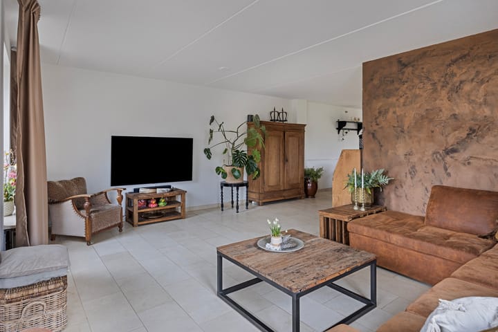 Photo 18 of De Garven 2