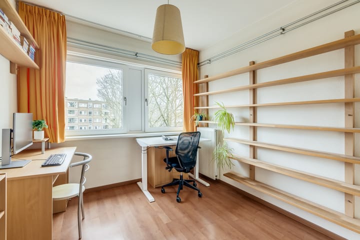 Foto 21 van Looplantsoen 180