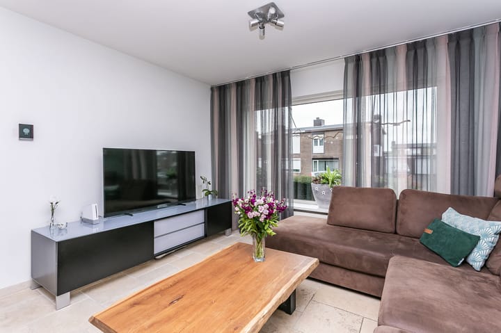 Foto 5 van Mentenlaan 16