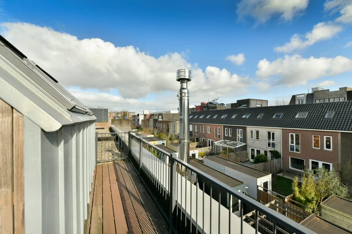 Foto 26 van John Napierstraat 42