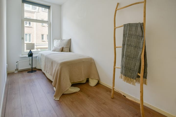 Photo 14 of Houtrijkstraat 248