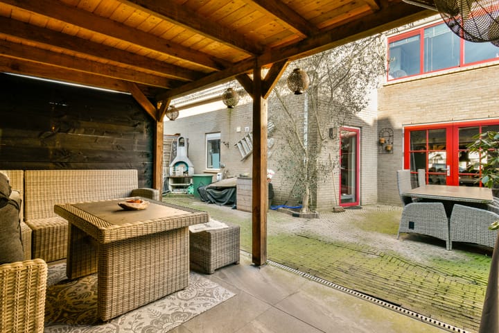 Foto 12 van Jacques Brelweg 19