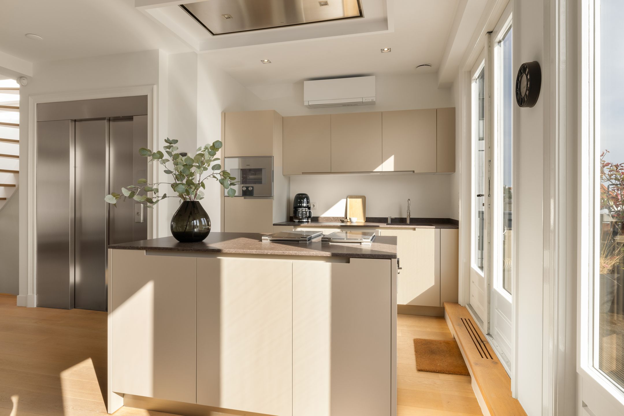 Foto 33 van Johannes Verhulststraat 193-3