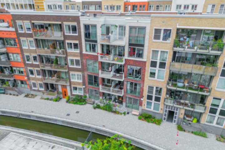 Bekijk foto van Piet Mondriaansingel 97