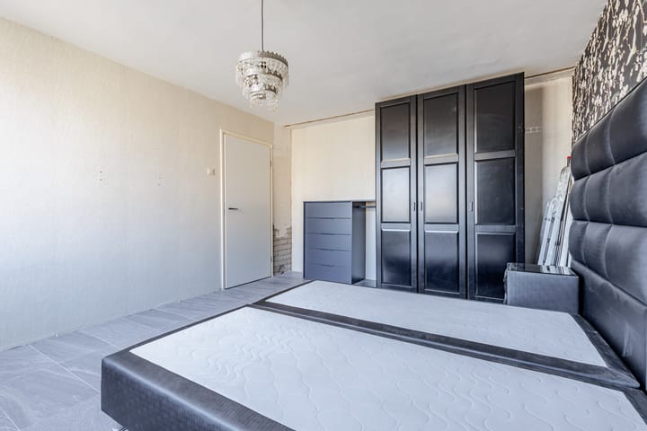 Photo 14 of Hazelaarstraat 125