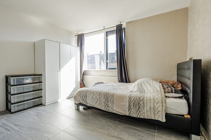 Photo 15 of Hazelaarstraat 125