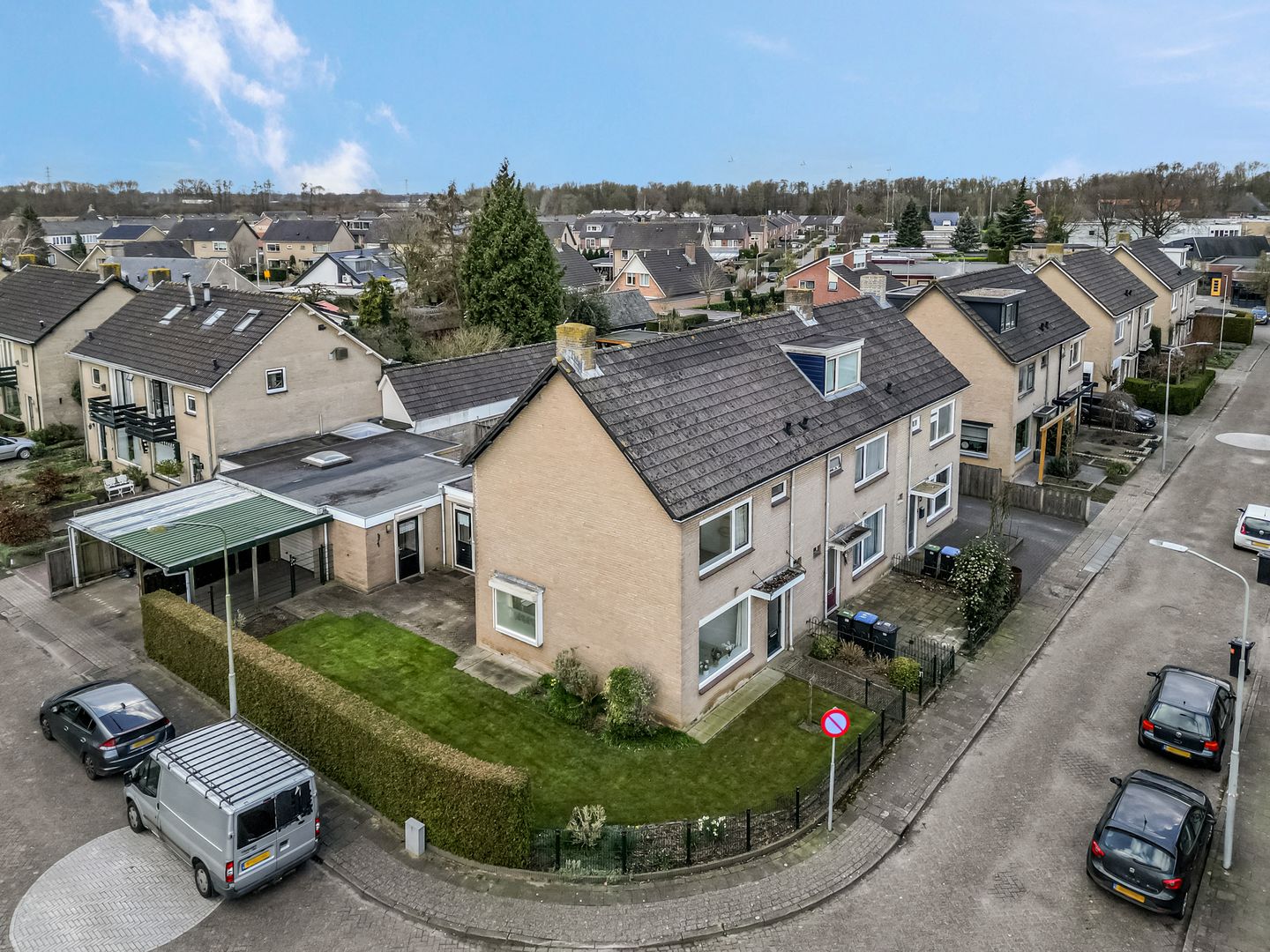 Foto 1 van Nicolaas Beetsstraat 1