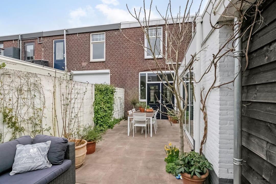 Foto 26 van Stationsstraat 86