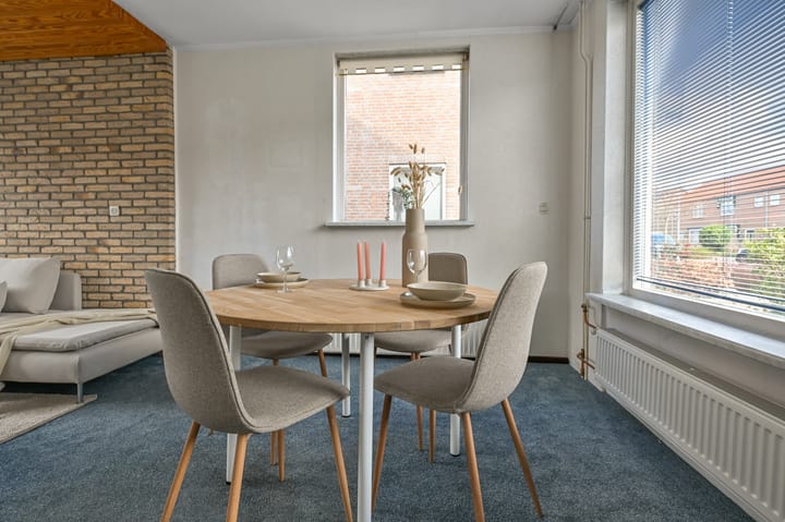 Photo 6 of Prins Bernhardstraat 34