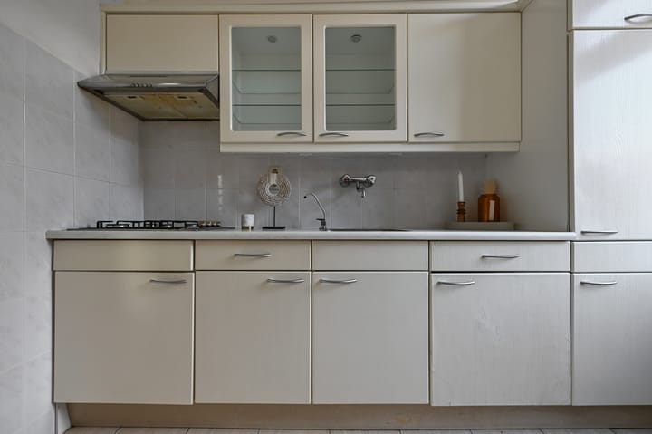 Photo 9 of Prins Bernhardstraat 34