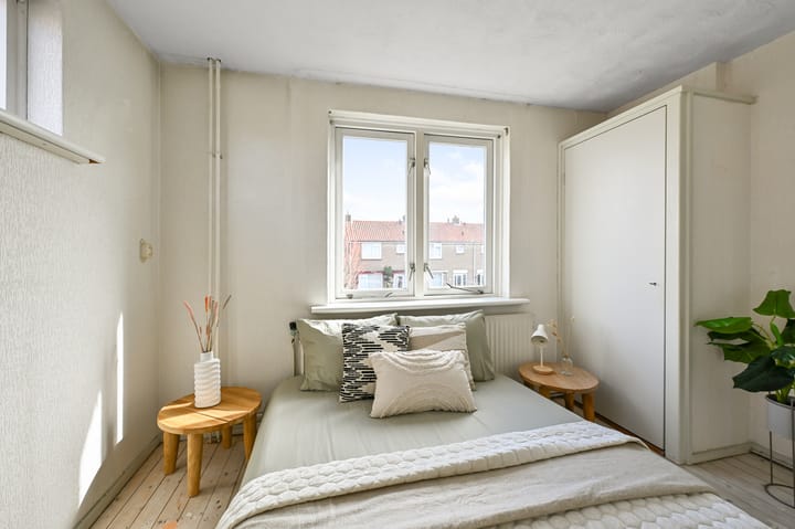 Photo 15 of Prins Bernhardstraat 34